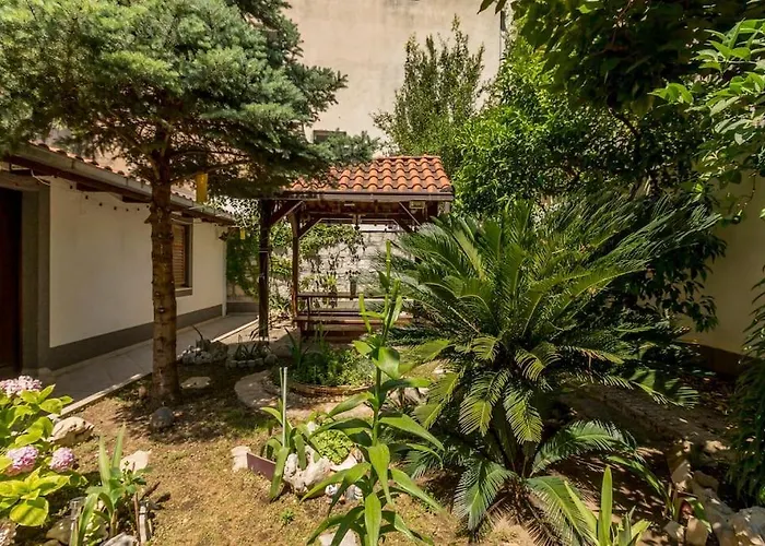 Apartment Paradise Garden